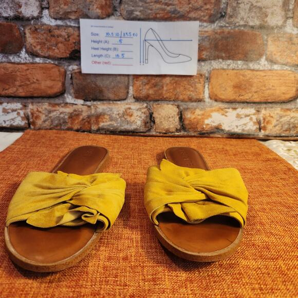 1. State Twist Knot Slides Sz 10.5 Gold Suede Slip On Flat Casual Sandals - Picture 4 of 9